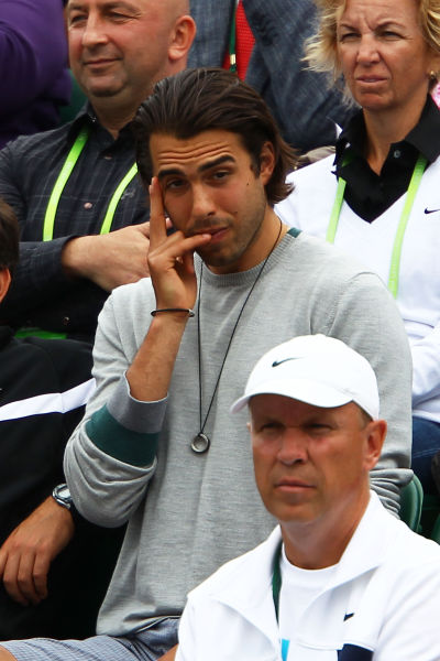 爱游戏入口包含莎拉波娃在篮网比赛中险胜，比赛规则变更引发热议！的词条